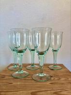 Set groen gekleurde glazen vintage wijnglazen, Huis en Inrichting, Keuken | Servies, Glas of Glazen, Gebruikt, Ophalen of Verzenden