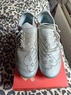 NB voetbal schoenen mt 42, Maat XS of kleiner, Ophalen of Verzenden, Zo goed als nieuw, Schoenen