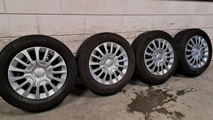 Winterbanden Proace City Partner 508 407 Berlingo 205/60/16, Auto-onderdelen, Banden en Velgen, Banden en Velgen, Winterbanden