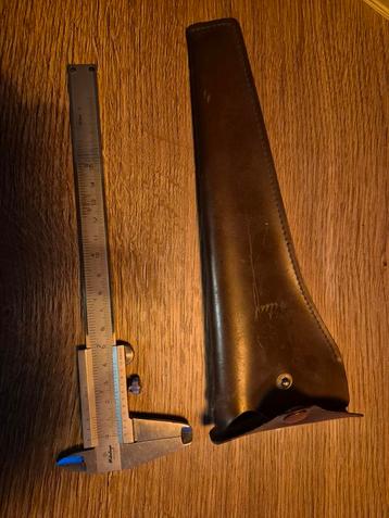 Vintage Mitutoyo Schuifmaat met Lederen Etui beschikbaar voor biedingen