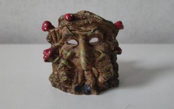 Herfst boomstamgezicht met paddenstoelen waxinelichthouder  beschikbaar voor biedingen