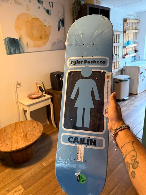 Girl Skateboard Deck Tyler Pacheco 7.875” Nieuw in plastic, Sport en Fitness, Skateboarden, Zo goed als nieuw, Skateboard, Ophalen of Verzenden