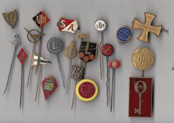 Informatie gezocht speldjes Oorlog voegbal SUK ADH Olie beschikbaar voor biedingen