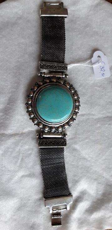 te koop prachtige NIEUWE armband met grote turquoise steen beschikbaar voor biedingen