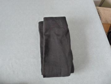 Mooie warme grijze legging met fleecevoering mt 40-42 beschikbaar voor biedingen