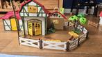 Playmobil 6926 paardrijclub + 6934 + 6935 + poetsplaats 6929, Ophalen, Zo goed als nieuw, Complete set