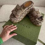 Gucci Slippers, Ophalen of Verzenden, Zo goed als nieuw, Zwart
