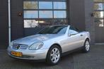 Mercedes-Benz SLK 200 ORIGINEEL NL! NIEUWE APK (bj 2000), Auto's, Oldtimers, 1998 cc, Zwart, Bedrijf, Handgeschakeld