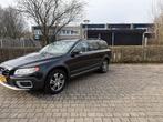 Volvo XC70 2.4D D5 215PK AWD Aut6 2013 Zwart, Auto's, Volvo, Automaat, Euro 5, 15 km/l, Zwart