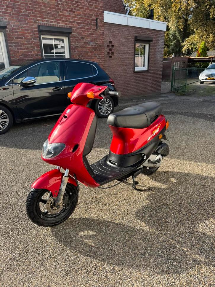 Piaggio Zip 50 Fastrider, Fietsen en Brommers, Scooters | Piaggio, Gebruikt, Zip, Maximaal 45 km/u, Benzine, Ophalen