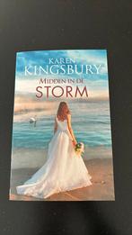 Midden in de storm - Karen Kingsbury, Zo goed als nieuw, Ophalen