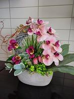Prachtig bloemstuk met orchideeën en viooltjes, Ophalen of Verzenden, Nieuw, Binnen