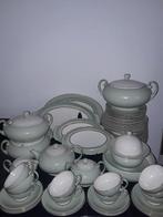 Antiek Mosa thee/eetservies azuurgroen met gouden bies, Ophalen