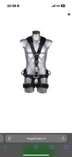 Skypro AIR pro full body harnas maat L, Sport en Fitness, Klimsport, Ophalen of Verzenden, Zo goed als nieuw, Klimsport-accessoire