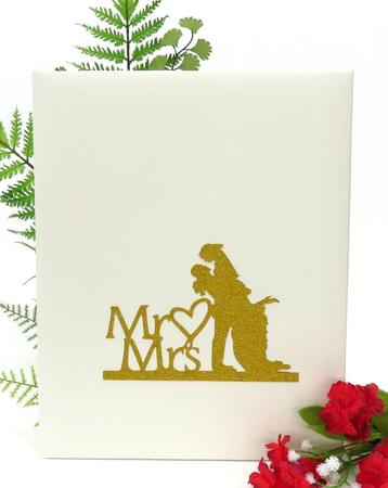 Prachtige Mr & Mrs bruidspaar gastenboek. beschikbaar voor biedingen