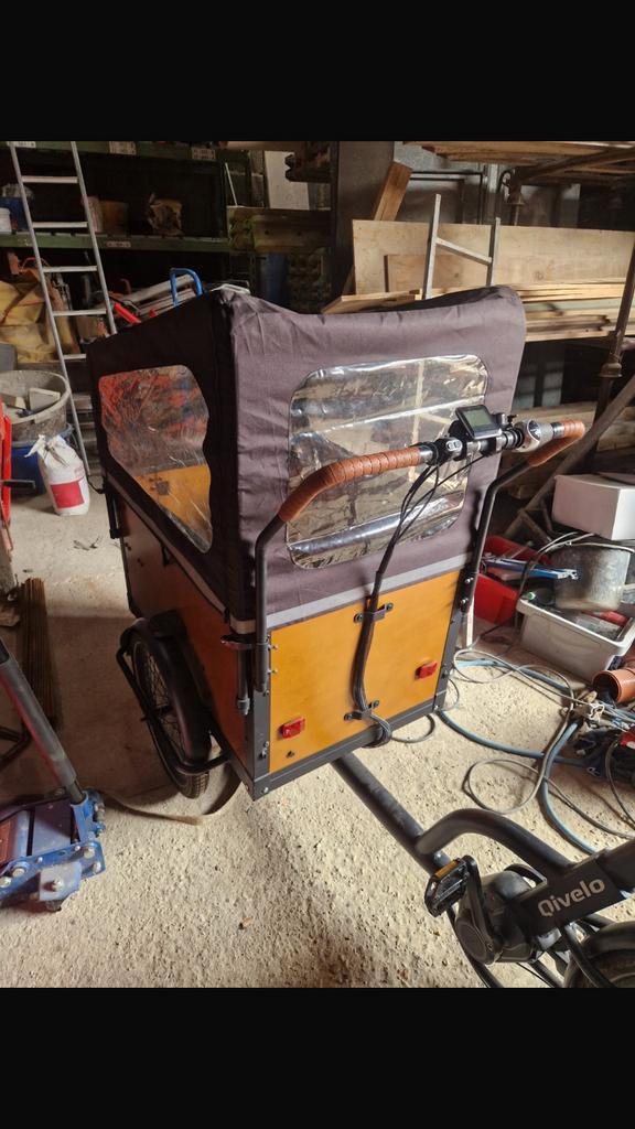 Qivelo Ananda Deluxe MID bakfiets - elektrisch, Fietsen en Brommers, Fietsen | Bakfietsen, Zo goed als nieuw, Overige merken, 3 kinderen