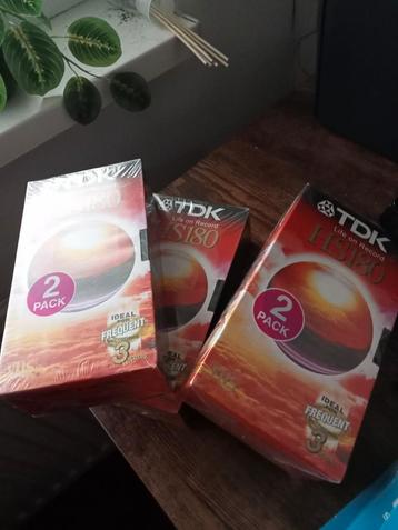 Drie maal tdk vhs HS180 two pack gesealed beschikbaar voor biedingen