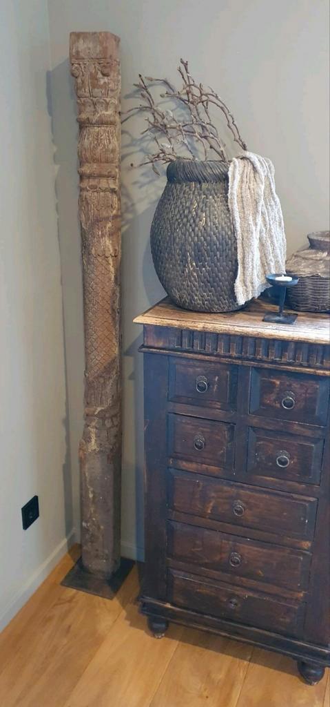 Pilaar/tempel/baluster. Sober/ Aura peeperkorn/ landelijk, Huis en Inrichting, Overige Huis en Inrichting, Ophalen