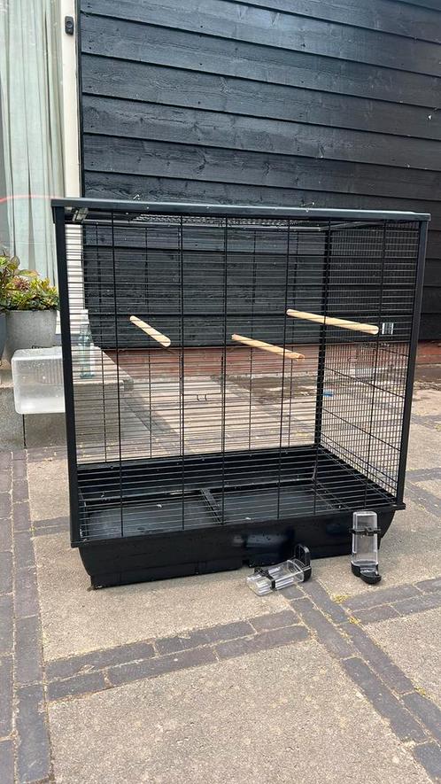 Zo goed als nieuwe vogelkooi Fiona, Dieren en Toebehoren, Vogels | Hokken en Kooien, Zo goed als nieuw, Vogelkooi, Metaal, Ophalen