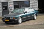 BMW 5-serie 520i Executive EERSTE EIGENAAR, Achterwielaandrijving, Gebruikt, 4 stoelen, Metallic lak