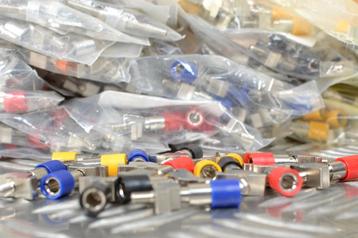 Partij Phoenix Contact Teststekerbus & Schakelbare brug beschikbaar voor biedingen