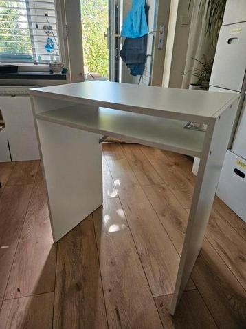Torald bureau ikea  beschikbaar voor biedingen