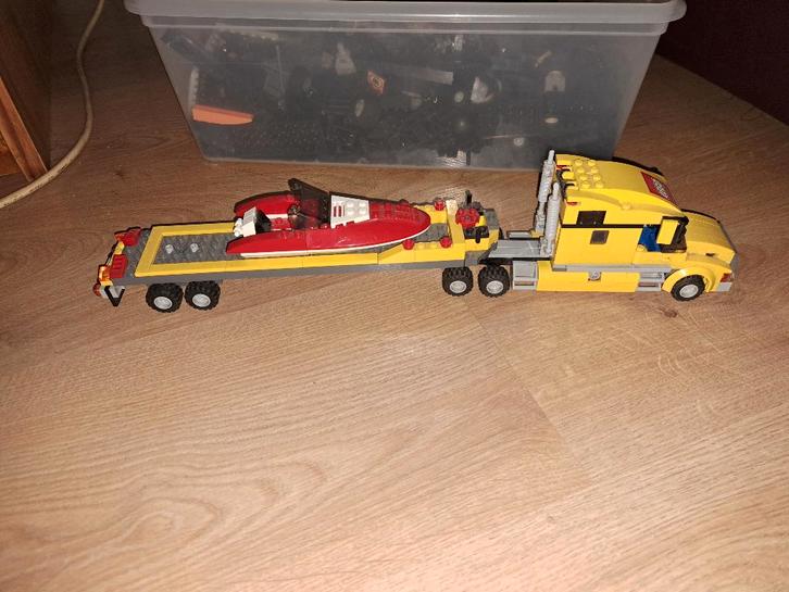 Lego vrachtwagen + hovercraft, Hobby en Vrije tijd, Overige Hobby en Vrije tijd, Gebruikt, Ophalen of Verzenden