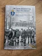 Koninklijke Marechaussee 1814-2014, een krachtig instrument, Ophalen of Verzenden, 20e eeuw of later, Zo goed als nieuw, Herman Roozenbeek, Geoffrey van Woensel, Frank Bethlehem