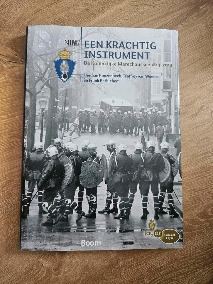 Koninklijke Marechaussee 1814-2014, een krachtig instrument, Boeken, Geschiedenis | Vaderland, Zo goed als nieuw, 20e eeuw of later