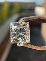 Diamond (Natural) 0.60 ct,G,VS1 met GIA certificat, Ophalen of Verzenden, Zo goed als nieuw, Goud, Dame