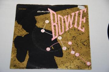 David Bowie – Let’s Dance 7” Single Vinyl beschikbaar voor biedingen