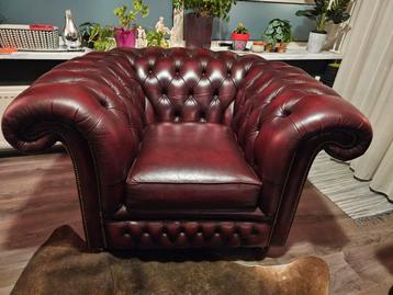 Chestefield club fauteuil  beschikbaar voor biedingen