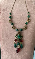 Vintage ketting met rode & groene glaskralen, Sieraden, Tassen en Uiterlijk, Kettingen, Ophalen of Verzenden, Zo goed als nieuw