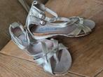 Zilveren kinder sandaaltjes van het merk Gattino, Zo goed als nieuw, Ophalen