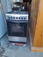 Indesit gasfornuis 50 cm., Witgoed en Apparatuur, Fornuizen, Ophalen, Grill, 4 kookzones, Zo goed als nieuw