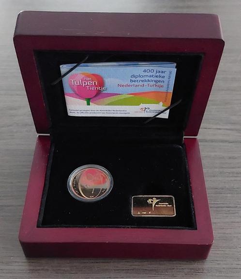 10 euro 2012 Tulpen Goud in voll. originele verpakking, Postzegels en Munten, Munten | Nederland, Euro's, Koningin Beatrix, Goud