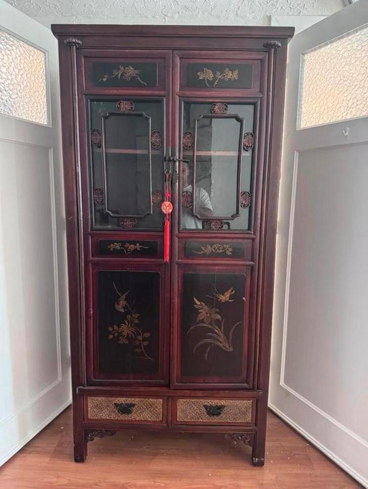 Chinese kast hout met ornamenten, Huis en Inrichting, Kasten | Vitrinekasten, Zo goed als nieuw, 50 tot 100 cm, 50 tot 75 cm, Ophalen