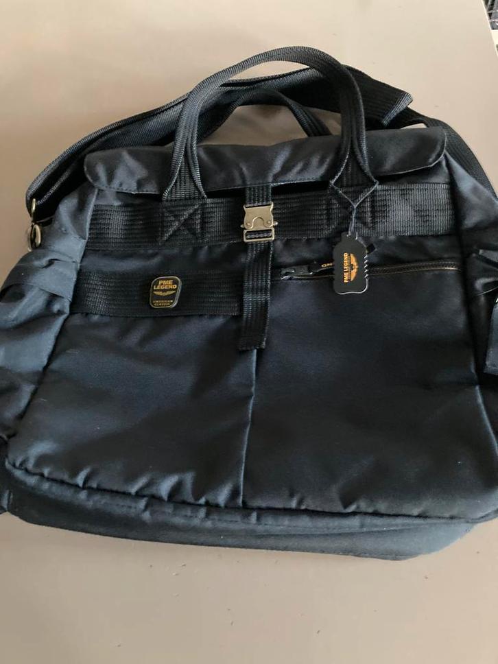 PME Legend Nightflight Bag Nieuw!, Sieraden, Tassen en Uiterlijk, Tassen | Reistassen en Weekendtassen, Zo goed als nieuw, Zwart