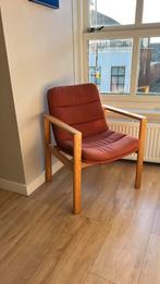 Mid-century vintage fauteuil | Artifort zitting | hout, Huis en Inrichting, Fauteuils, Ophalen, 75 tot 100 cm, Zo goed als nieuw