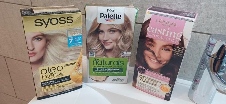 Dozen haarkleuring, haarverf Poly, Syoss en L'Oréal, Sieraden, Tassen en Uiterlijk, Uiterlijk | Haarverzorging, Nieuw, Overige typen