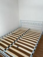 Bed, tafels en stoelen, Huis en Inrichting, Slaapkamer | Bedden, Gebruikt, 140 cm, Ophalen, Tweepersoons