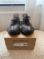 Yeezy Boost 350 V2 Yecheil (Non-Reflective) 38,5, Zwart, Ophalen of Verzenden, Yeezy, Sneakers of Gympen