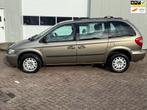 Chrysler Voyager 2.4i SE ROLSTOEL AUTO!, Auto's, Chrysler, Voorwielaandrijving, Elektrische ramen, 450 kg, Gebruikt