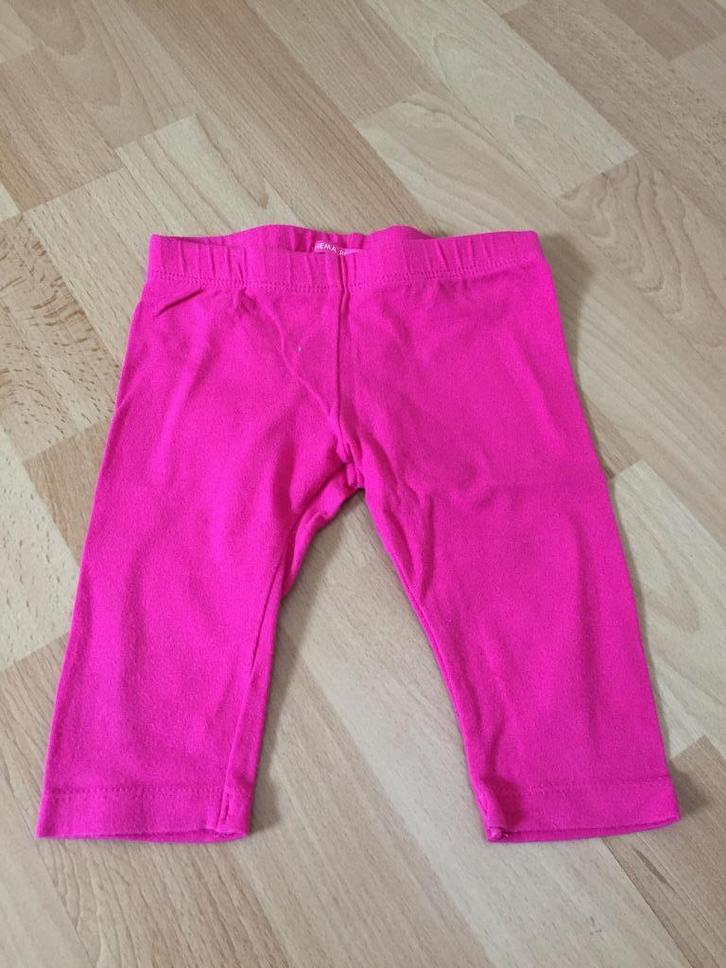 Fuchsia roze legging maat 86 92, Kinderen en Baby's, Babykleding | Maat 86, Zo goed als nieuw, Meisje, Broekje, Ophalen of Verzenden