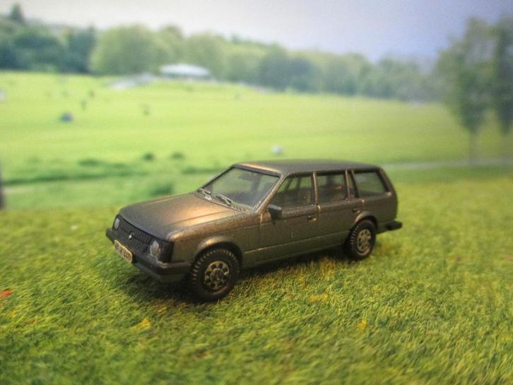 Opel Kadett D Caravan - Herpa Stationcar antracietmetallic, Hobby en Vrije tijd, Modelauto's | 1:87, Gebruikt, Auto, Herpa, Ophalen of Verzenden