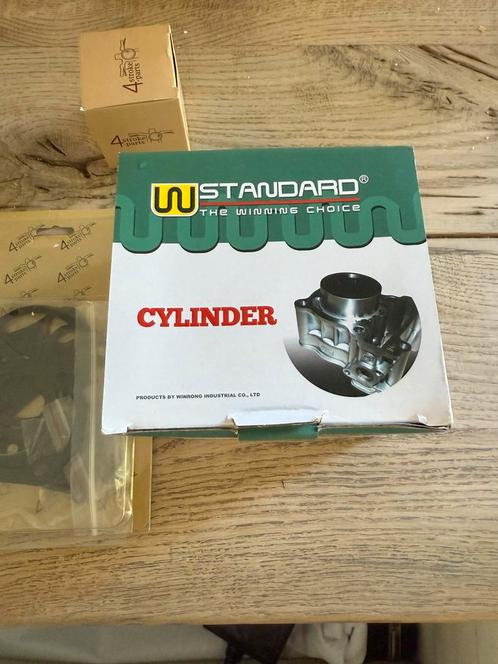 Cylinder 85cc met zuiger en pakking, Fietsen en Brommers, Brommers | Honda, Ophalen of Verzenden