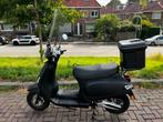 IVA Lux electrische scooter 25 km, Fietsen en Brommers, Scooters | Overige merken, Elektrisch, Zo goed als nieuw, Maximaal 25 km/u
