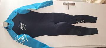Wetsuit maat 50/M 4/5mm beschikbaar voor biedingen