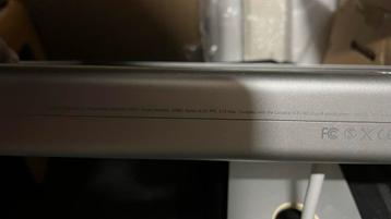 Apple Cinema Display 23 inch A1082 beschikbaar voor biedingen