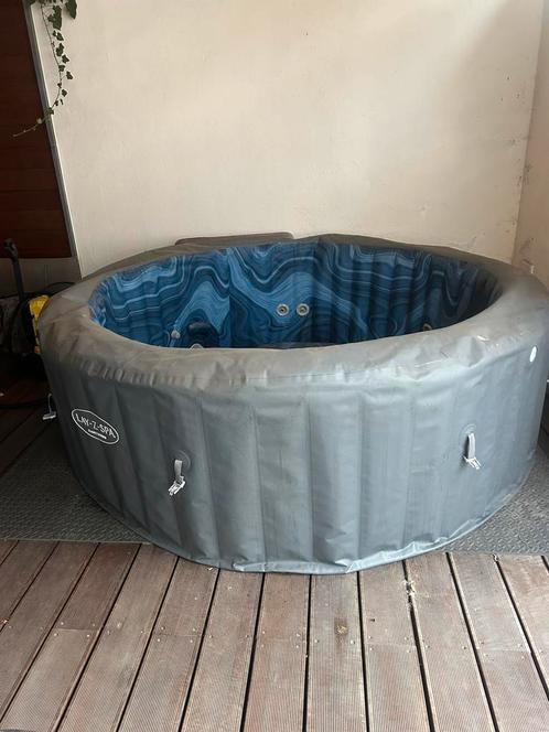 Lazy spa santorini jacuzzi jets + bubbels, Tuin en Terras, Bubbelbaden en Hottubs, Gebruikt, Opblaasbaar, Pomp, Ophalen of Verzenden